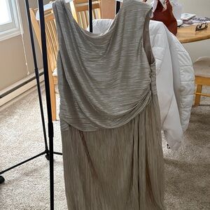 Jones New York Textured Sleeveless Dress in Gray